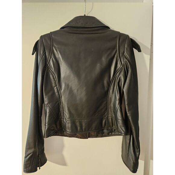 Rezrekshn Women's Rezrekshn 100% Leather Jacket Size Small (never worn) Runs Big - Picture 6 of 9